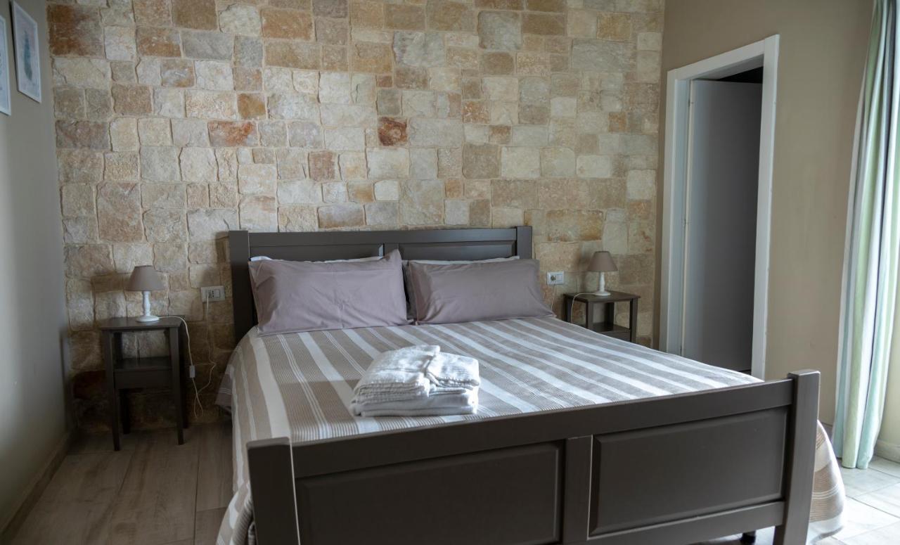 Torrelama Room & Breakfast Trani Exterior foto